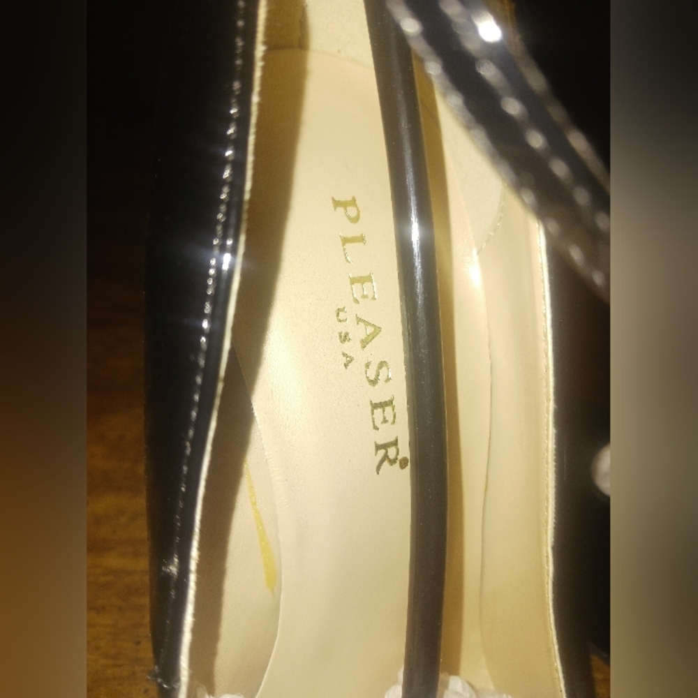 PLEASER USA SIZE 5 WOMENS BLACK POINTED HEEL - Picture 5 of 7